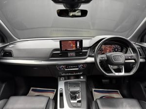 2020 Audi Q5 55 TFSIe Competition