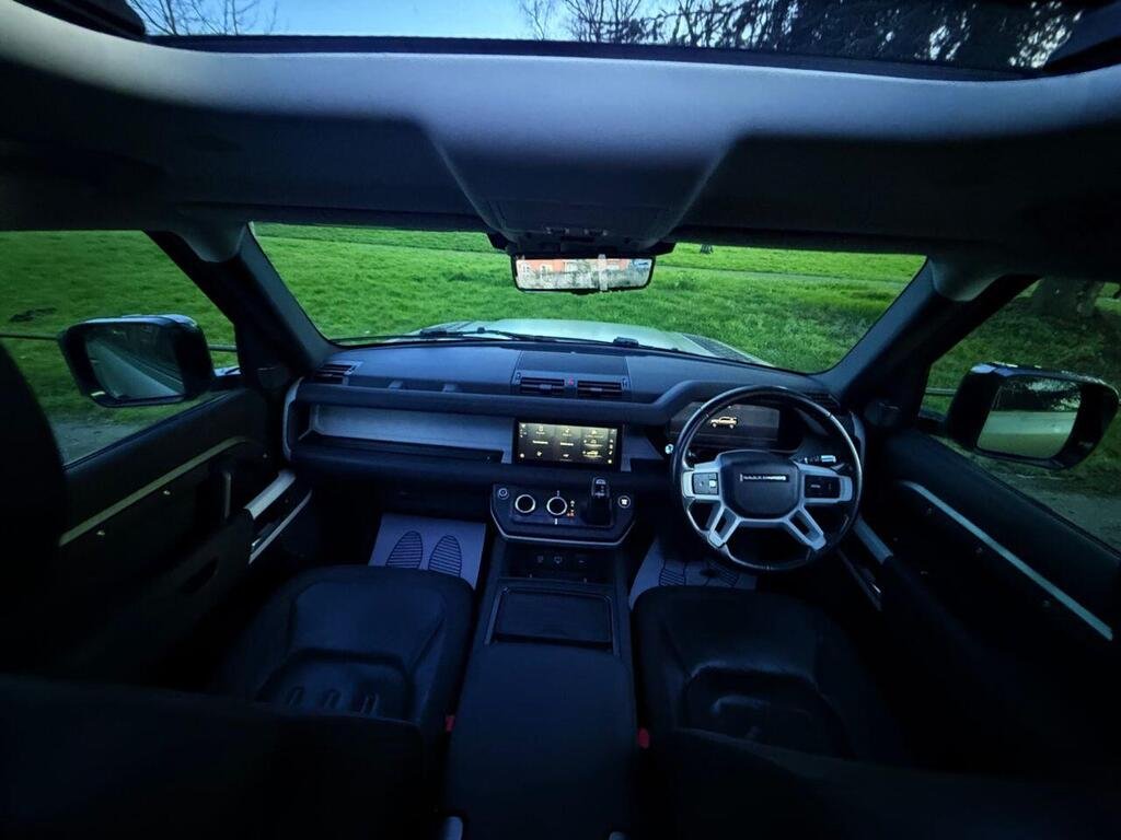 
								2020 Land Rover Defender 110 SD4 First Edition full									