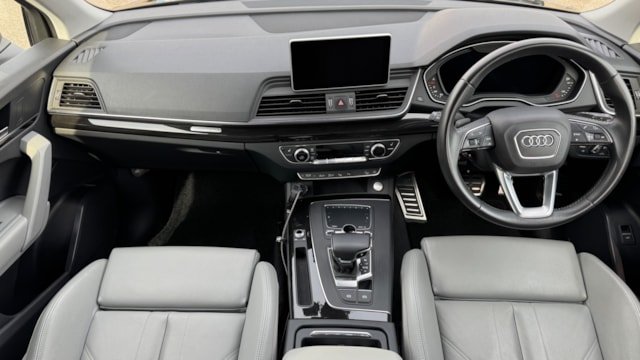 
								2020 Audi Q5 40TDI Quattro Sport full									