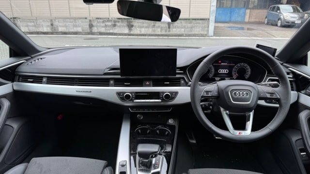 
								2021 Audi A5 Sportback 40TDI Quattro S-Line full									