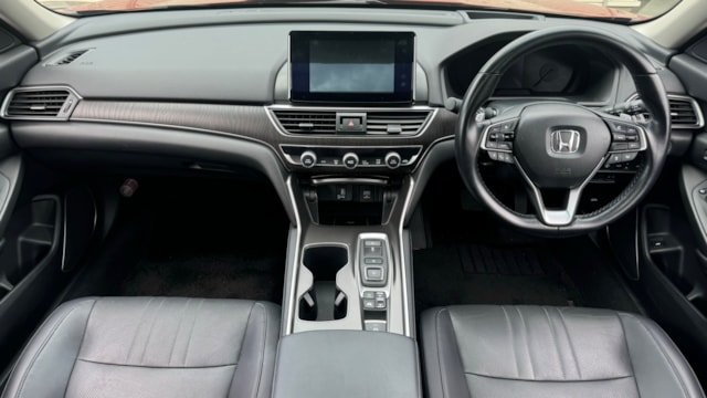 
								2020 Honda Accord EX full									