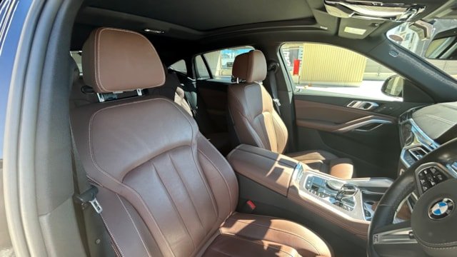 
								2020 BMW X6 35d xDrive M Sport full									