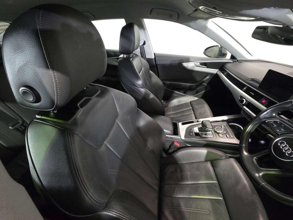 
								2019 Audi A5 Sportback 40 TDI Sport full									