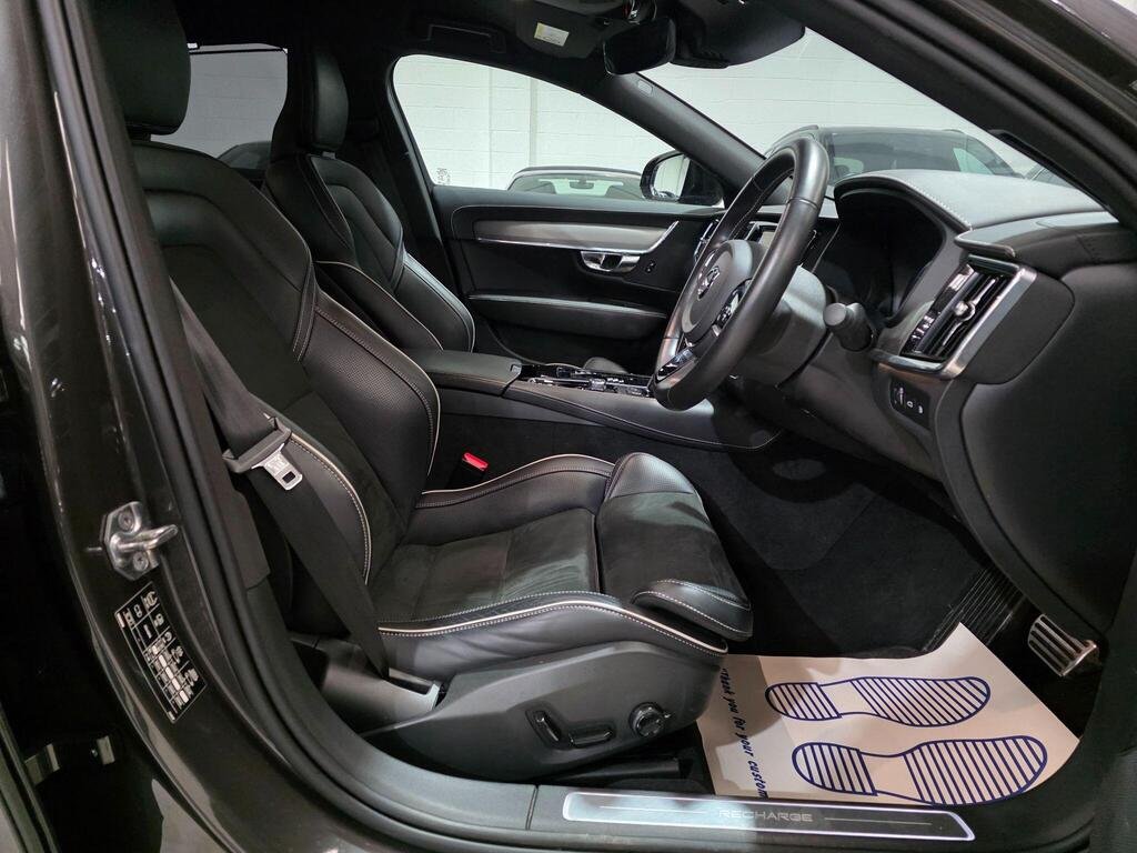 2020 Volvo S90 T8 Recharge R-Design