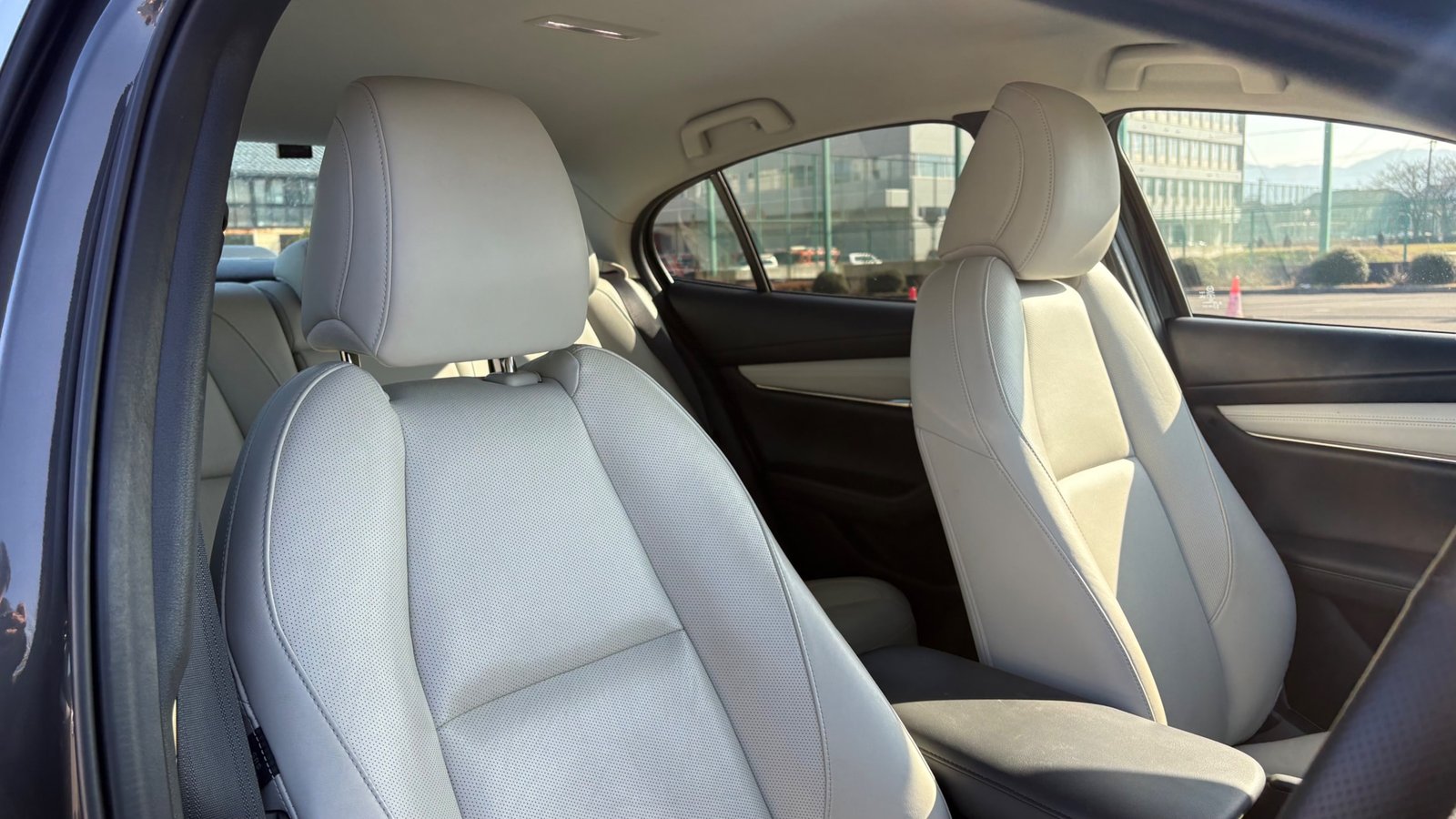 
								2019 Mazda Mazda3 Sedan 20S L Package full									