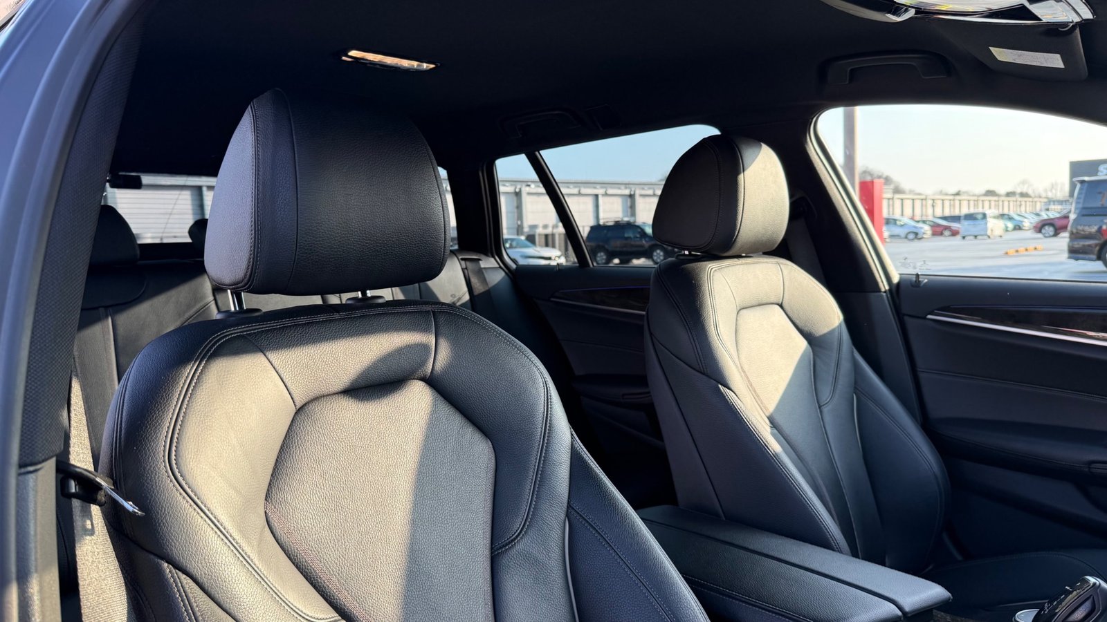 
								2020 Mercedes-Benz E200 Coupe Sport full									