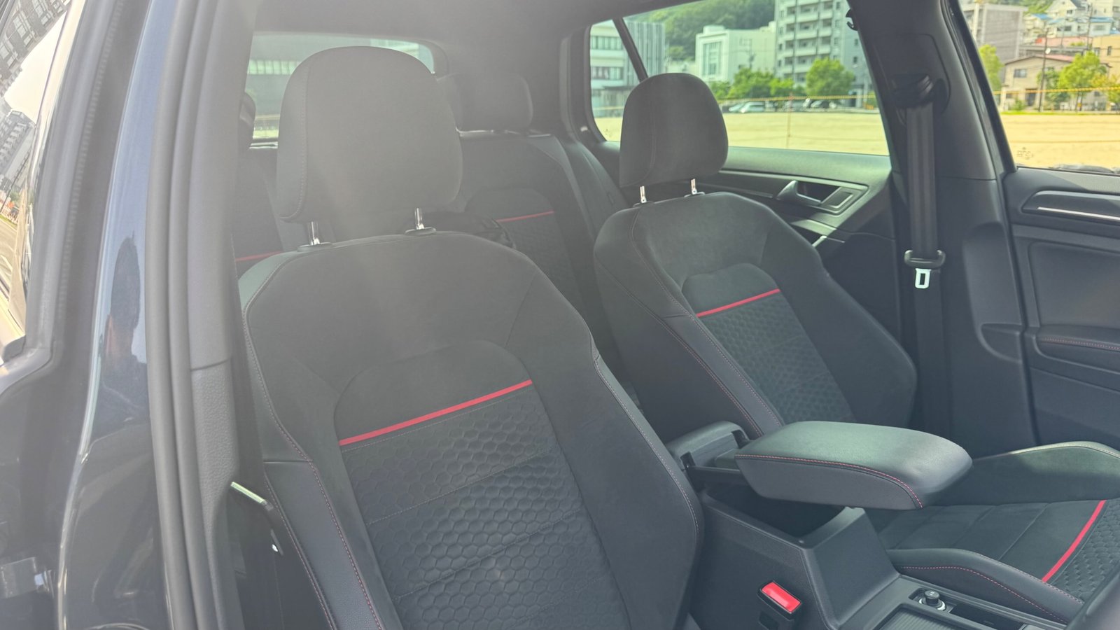
								2019 Volkswagen Golf GTI Performance full									