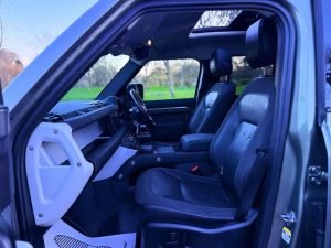 2020 Land Rover Defender 110 SD4 First Edition