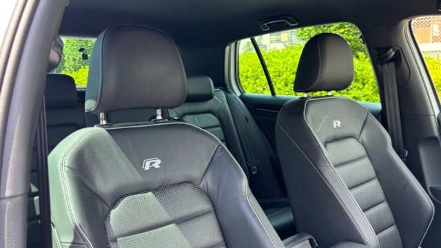 
								2020 Volkswagen Golf R 4Motion full									