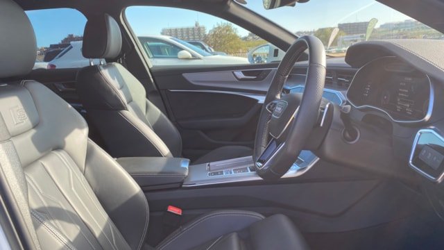 
								2020 Audi A6 Avant 45TFSI Quattro Sport S Line full									