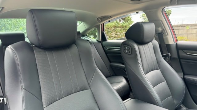 
								2020 Honda Accord EX full									