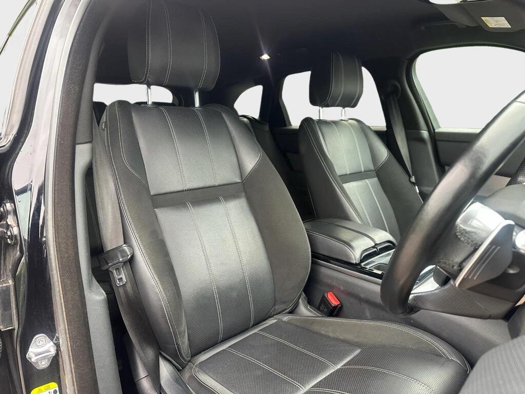 
								2019 Range Rover Velar D180 R-Dynamic full									