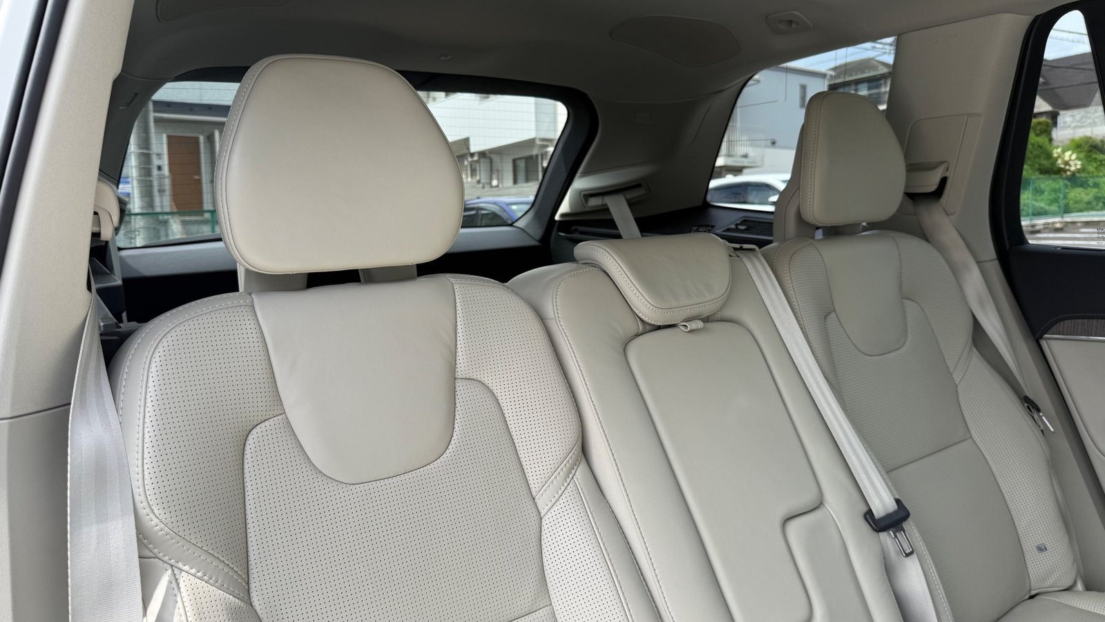 
								2020 Volvo XC90 B6 AWD Inscription full									