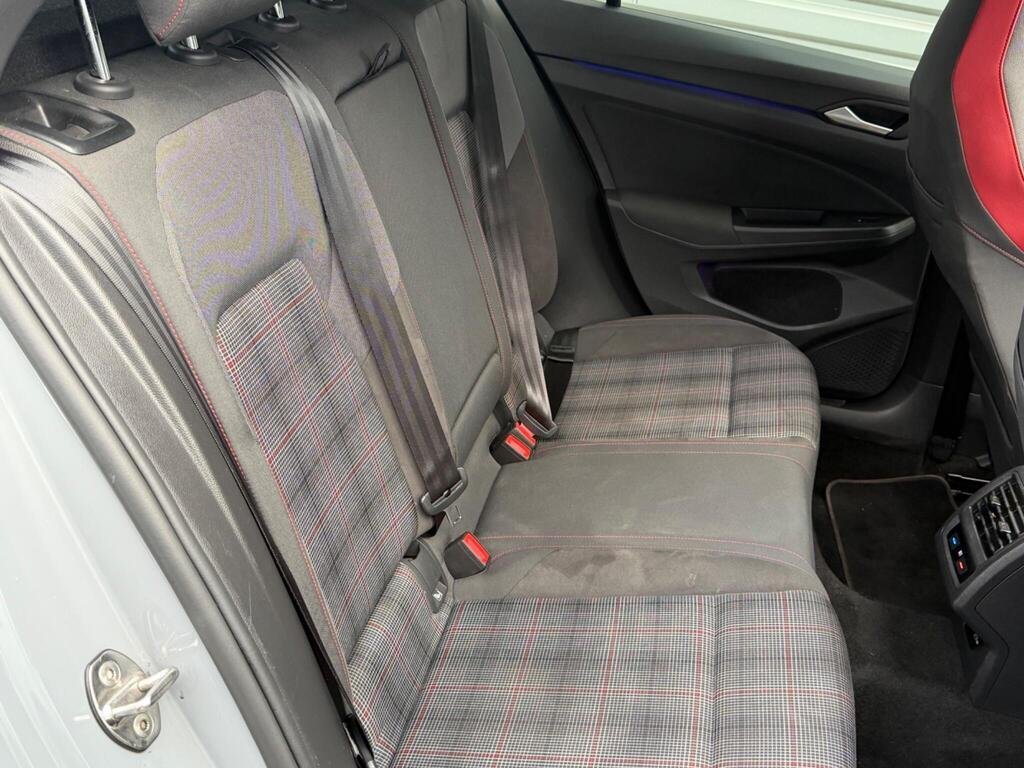 
								2020 Volkswagen Golf GTI full									