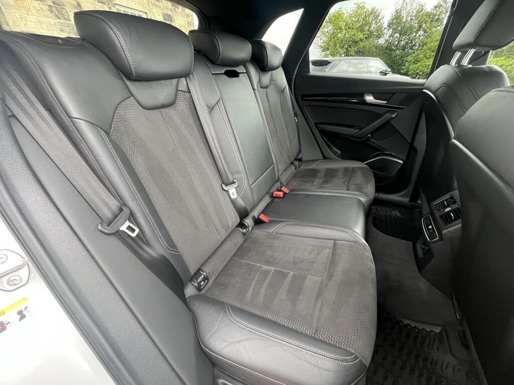 
								2020 Audi Q5 40TDI Black Edition S Tronic full									