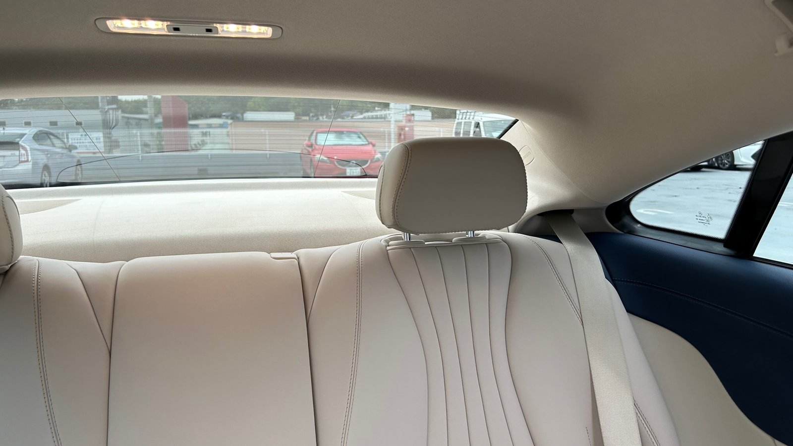 
								2020 Mercedes-Benz E200 Coupe Sport full									