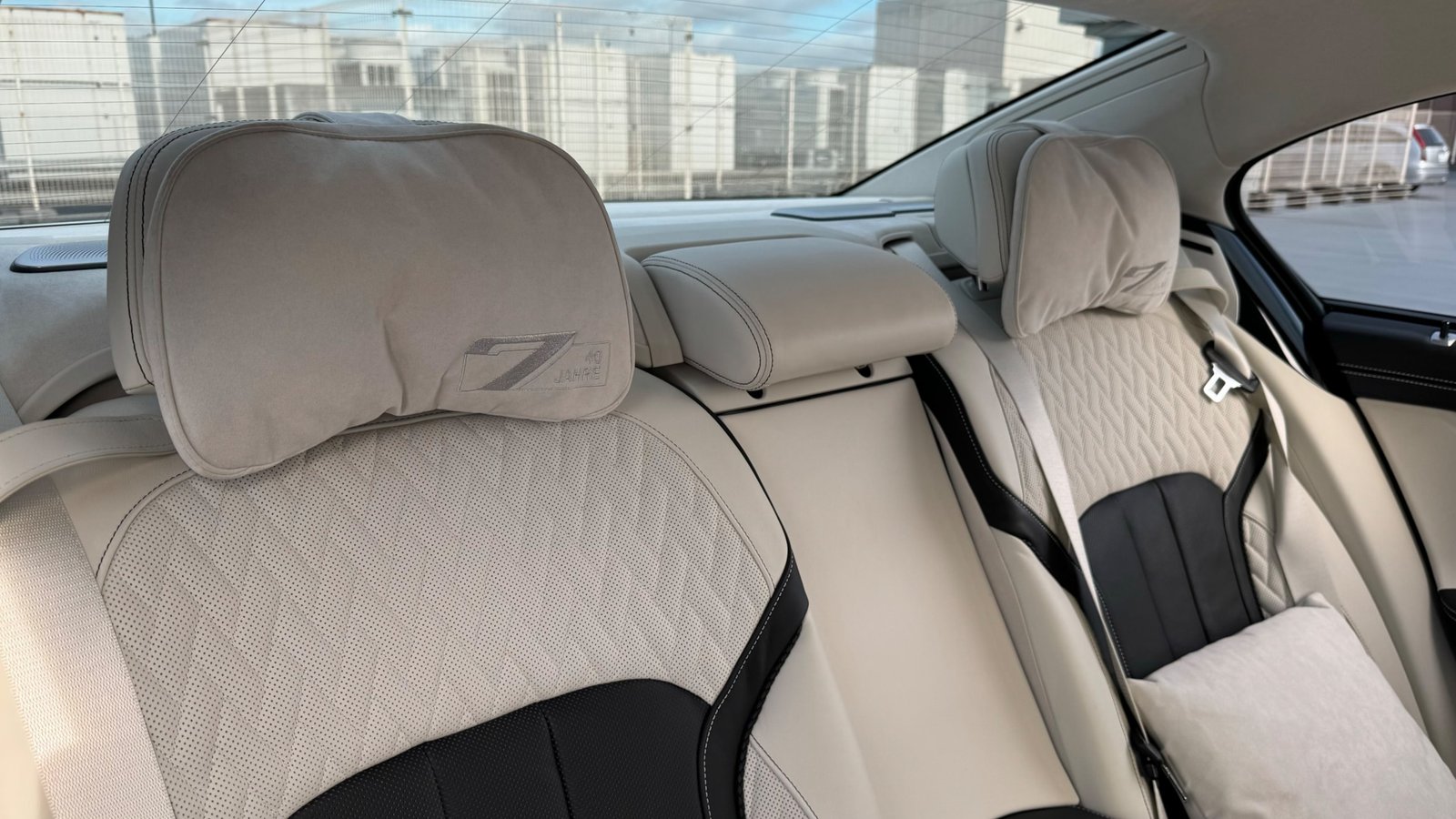 
								2020 BMW 7 Series 740i 40 Yale full									