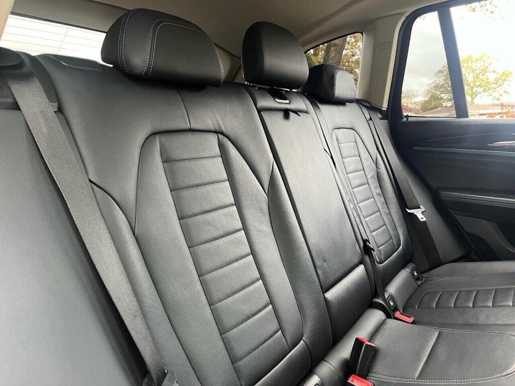 
								2019 BMW X3 20d xDrive X-Line full									