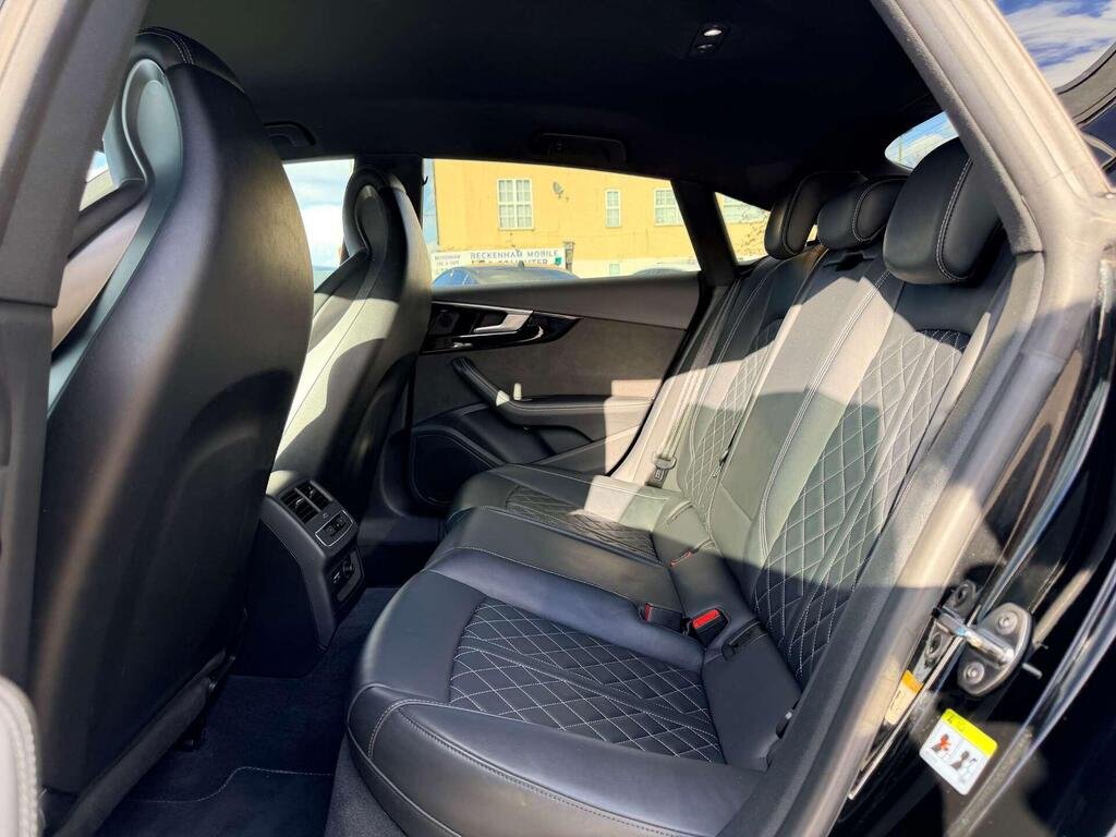 
								2020 Audi S5 3.0 TDI Edition 1 Sportback full									