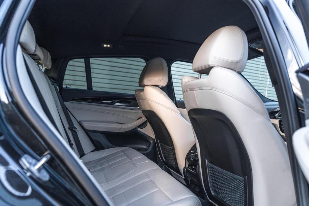 
								2019 BMW X4 M40i xDrive full									