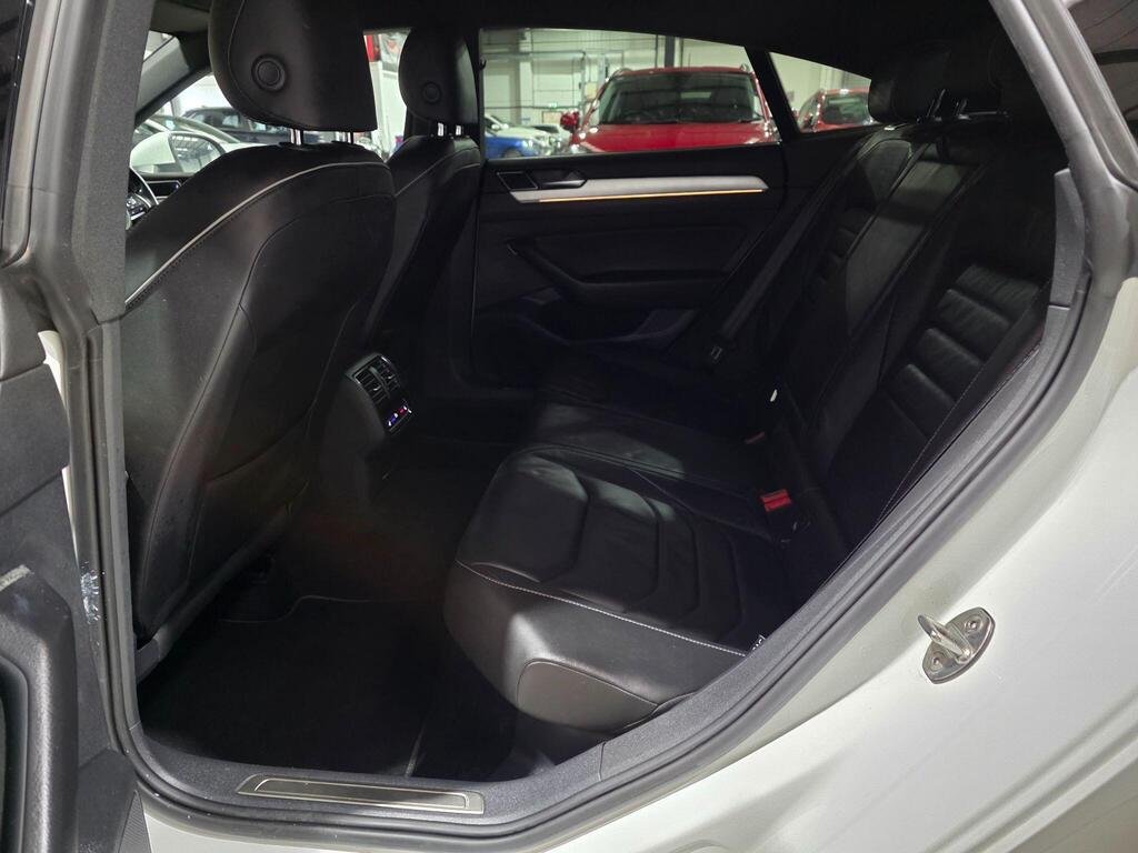 
								2020 Volkswagen Arteon TSI R-Line Fastback full									