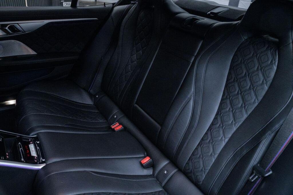 
								2020 BMW M8 Gran Coupe Competition full									