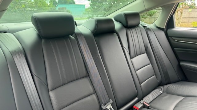 
								2020 Honda Accord EX full									