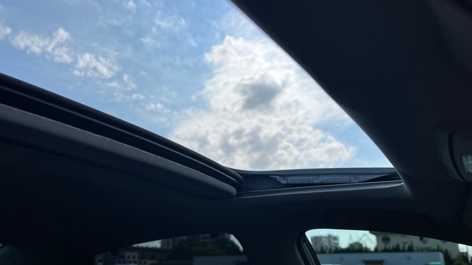 
								2020 Honda Accord EX full									