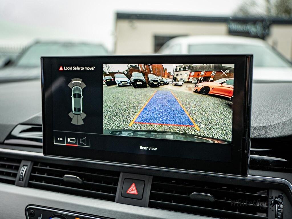 
								2020 Audi A5 45TFSI S Line Quattro full									