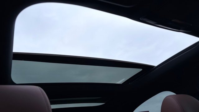 
								2020 Mercedes-Benz E350de Avant-garde Sport full									