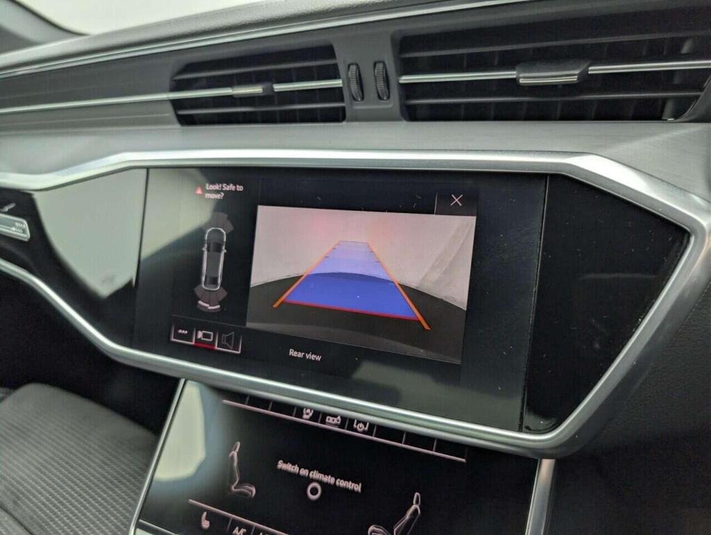 
								2019 Audi A6 Saloon 40TDI S-Line full									