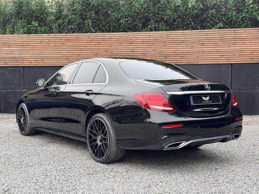 
								2019 Mercedes-Benz E-Class E200 AMG Line full									