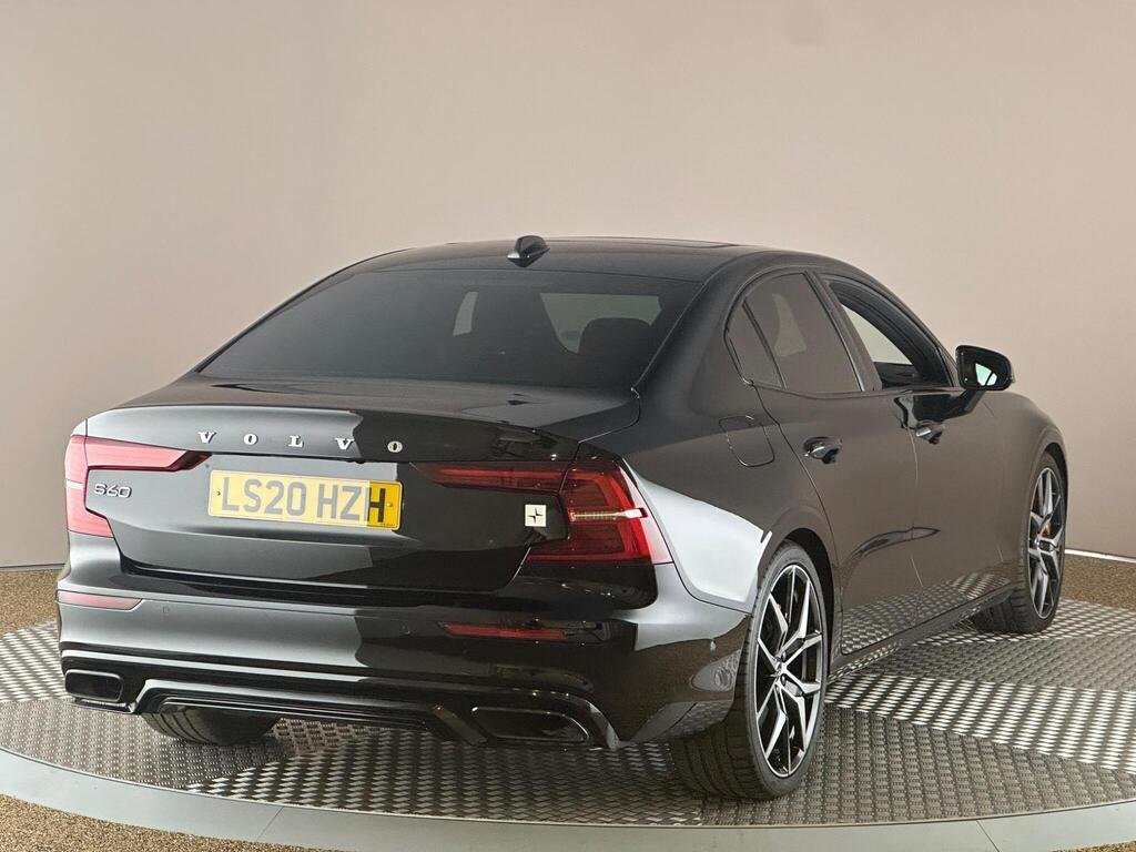 
								2020 Volvo S60 T8 Polestar Engineered full									