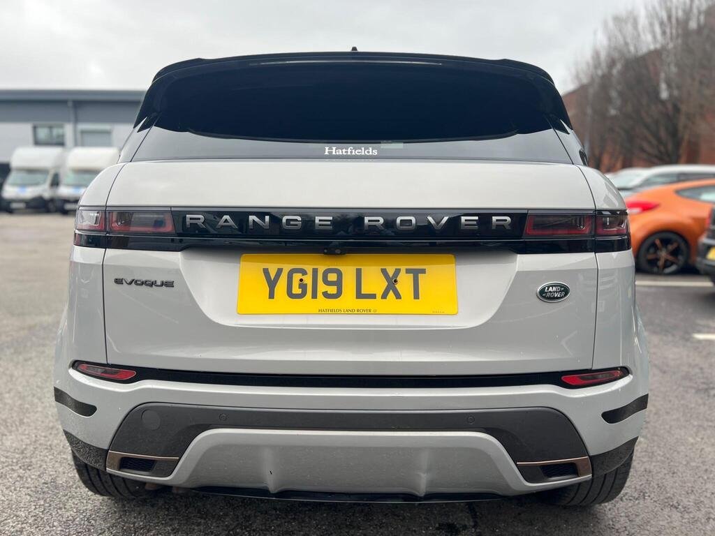 
								2019 Range Rover Evoque D180 First Edition full									
