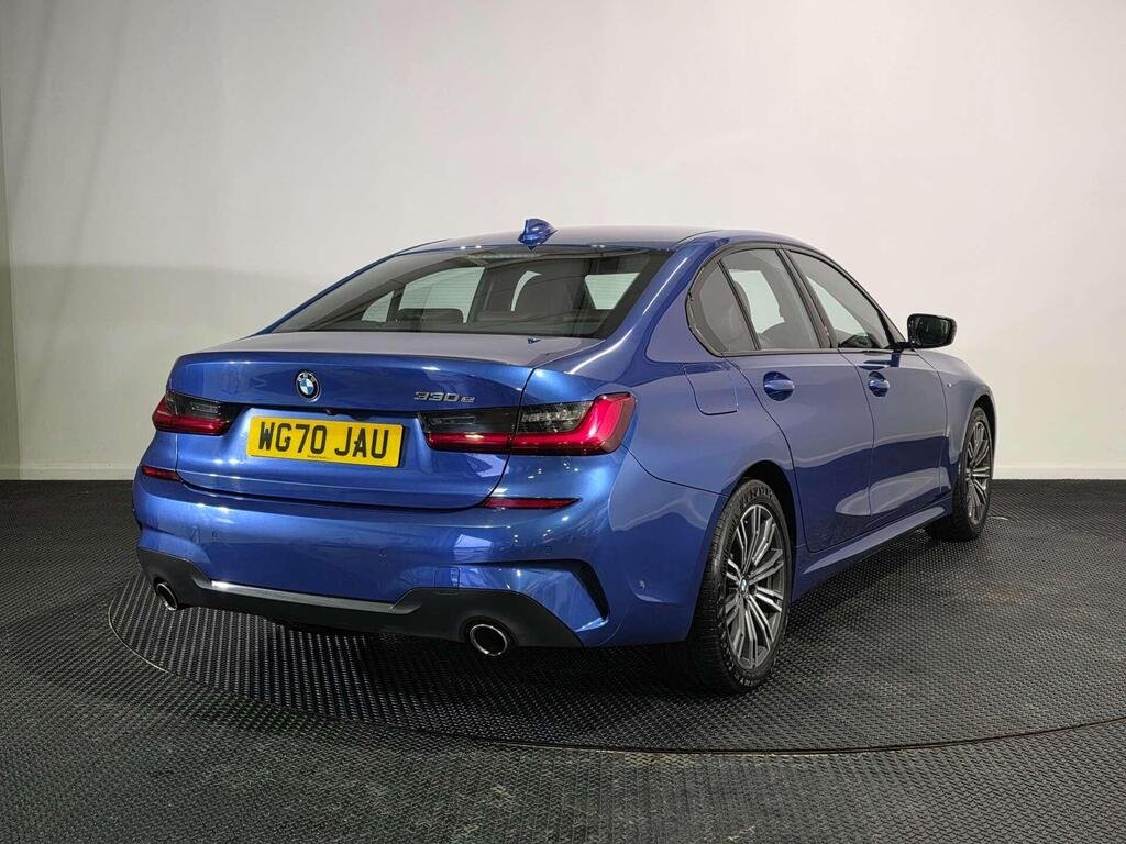 
								2020 BMW 3 Series 330e M Sport full									