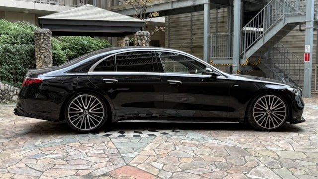 
								2021 Mercedes-Benz S- Class S500 4Matic AMG Line full									