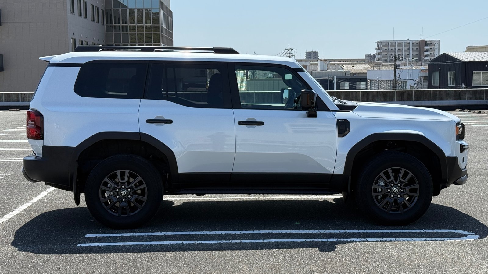 
								2024 Toyota Land Cruiser 250 VX full									