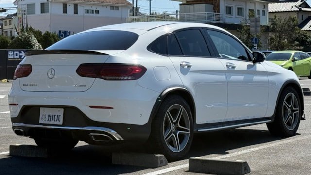 
								2020 Mercedes-Benz GLC220d 4Matic Coupe AMG Line full									