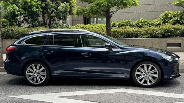 
								2021 Mazda 6 Wagon XD L Package full									