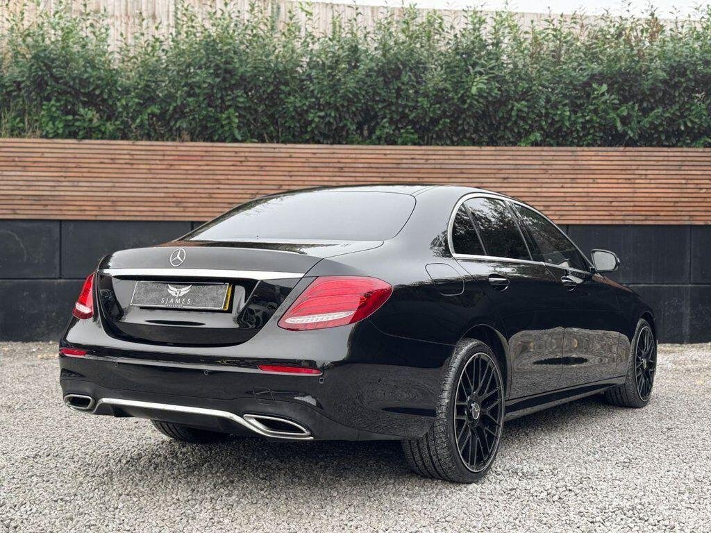 
								2019 Mercedes-Benz E-Class E200 AMG Line full									