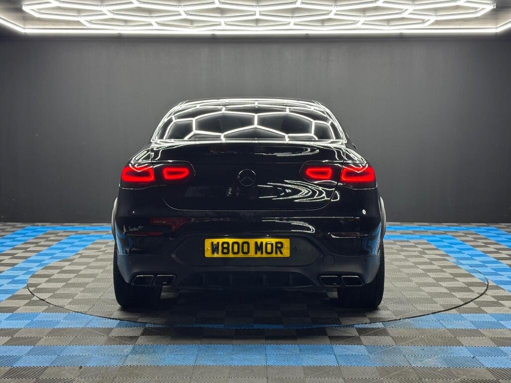 
								2019 Mercedes-Benz GLC300d Coupe AMG Line full									