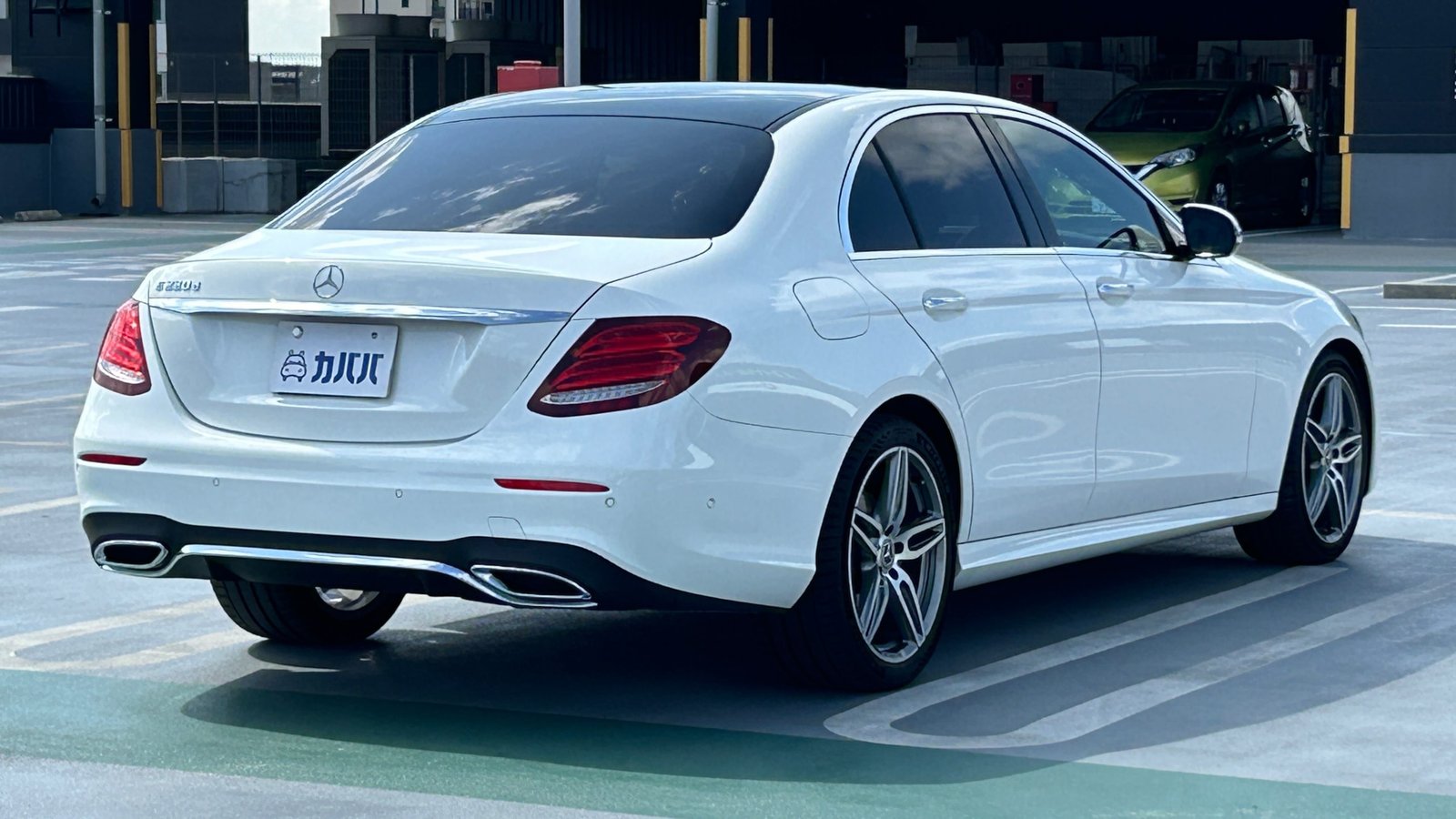 
								2019 Mercedes-Benz E220d Avant-garde AMG Line full									