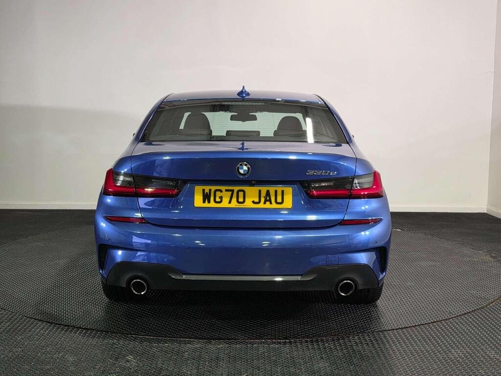 
								2020 BMW 3 Series 330e M Sport full									