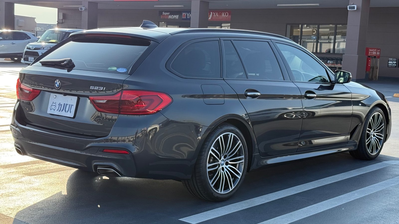 
								2020 Mercedes-Benz E200 Coupe Sport full									