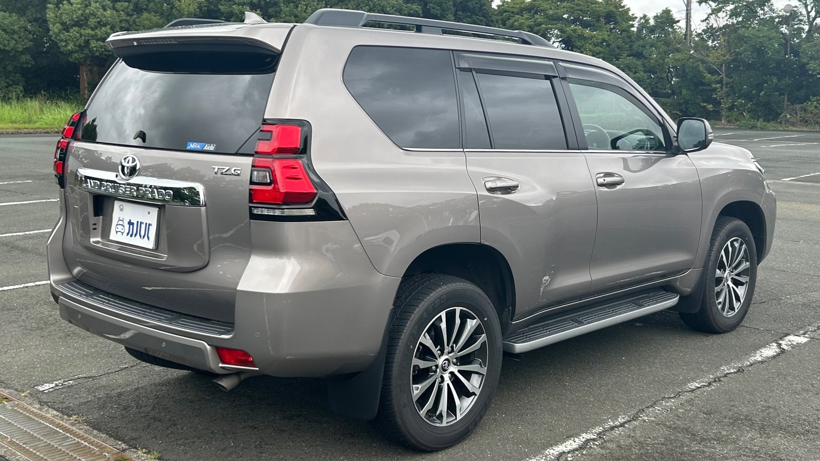 
								2020 Toyota Land Cruiser Prado TZ-G full									