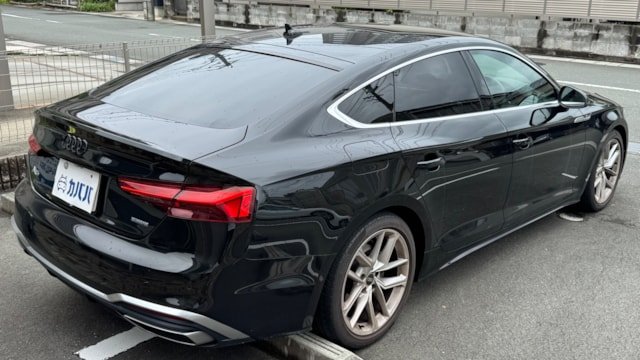 
								2021 Audi A5 Sportback 40TDI Quattro S-Line full									