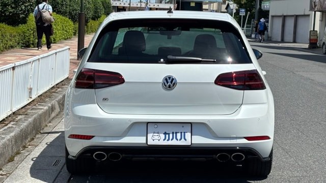 
								2020 Volkswagen Golf R 4Motion full									