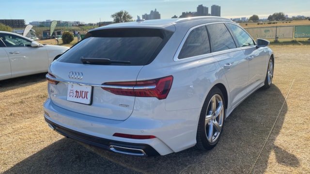 
								2020 Audi A6 Avant 45TFSI Quattro Sport S Line full									