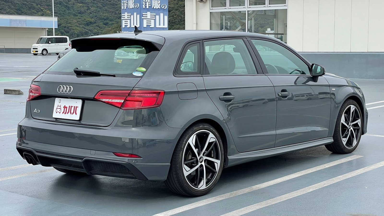 
								2019 Audi A3 Sportback S Line Black Styling full									