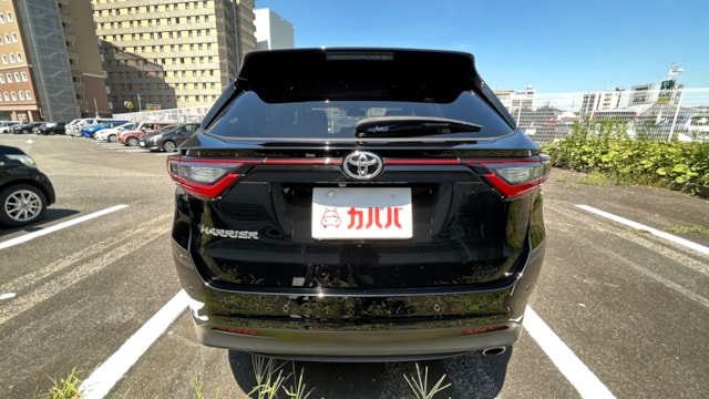 
								2019 Toyota Harrier Premium full									